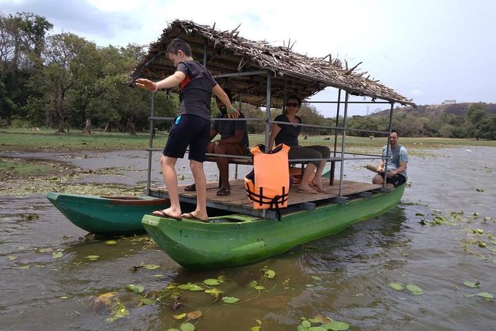 Traditional Sigiriya village tour with Lunch